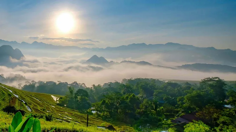 Sunrise over mist-covered valleys and terraced rice fields in Pu Luong Nature Reserve. Sunrise over mist-covered valleys and terraced rice fields in Pu Luong Nature Reserve.